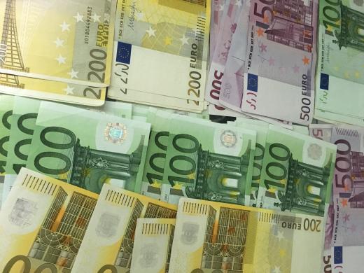 Rimtos Paskolos Už Nekilnojamą Turtą, Automobilį-0