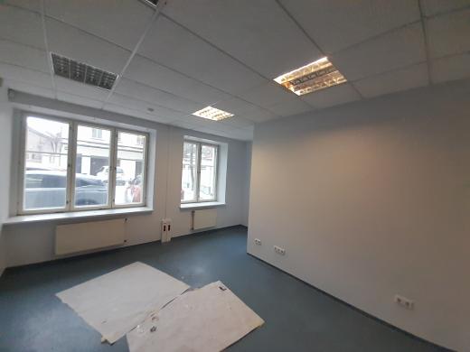 Išnuomojamos 85 kv.m. Patalpos miesto centre Vytauto g.-0