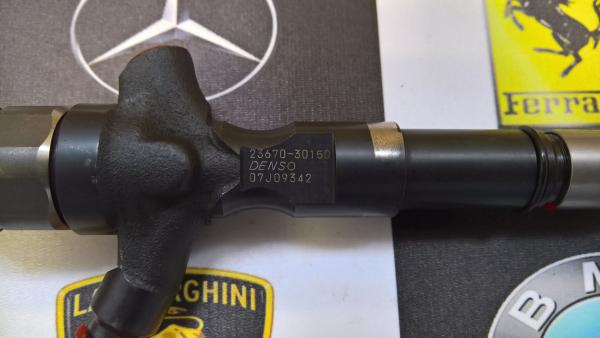 Kuro purkštukai Toyota-Hiace. 23670-30150-1