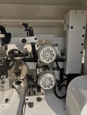 20-09-509 Kraštų užklijavimo staklės WOODLAND MACHINERY (su lankstų gręžimo funkcija)  (naujos)-7