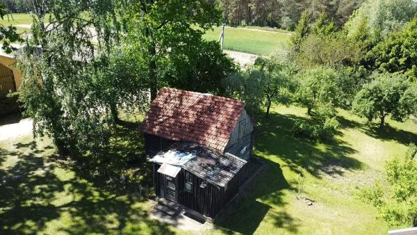 PARDUODAMA SODYBA SU DIDELIU SKLYPU IR ŪKINIAIS PASTATAIS KYBARTUOSE!-1