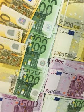 Paskolos palankiausiomis sąlygomis-0