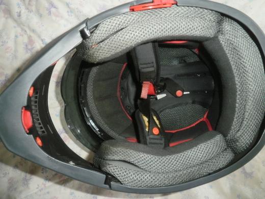 Šalmas Viper Helmets Ece-r22.05      45 Eur-2