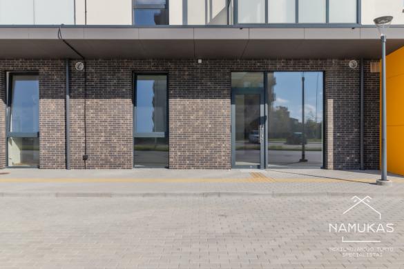 Pardudamos KOMERCINĖS patalpos Gargždų mieste!-4