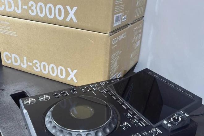 AlphaTheta CDJ-3000X , Pioneer CDJ-3000, Pioneer DJM-A9, AlphaTheta Euphonia, Pioneer CDJ-2000NXS2, Pioneer DJM-900NXS2, Pioneer DJ DJM-V10 , AlphaTheta XDJ-AZ, AlphaTheta OMNIS-DUO, Pioneer OPUS-QUAD, Pioneer XDJ-RX3,  Pioneer XDJ-XZ, Pioneer DDJ-FLX10-0