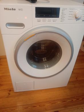 Skalbimo mašina Miele W1-0