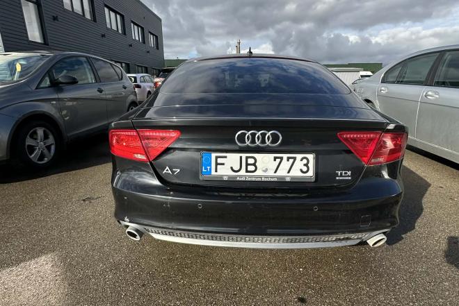 AUDI A7-0