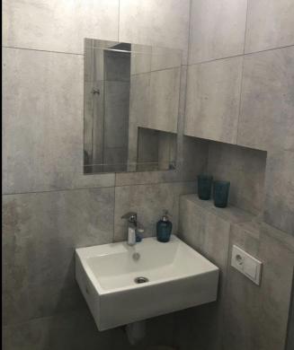 Išnuomojamas 1 kambarys pačiame centre (Kaunas)-1