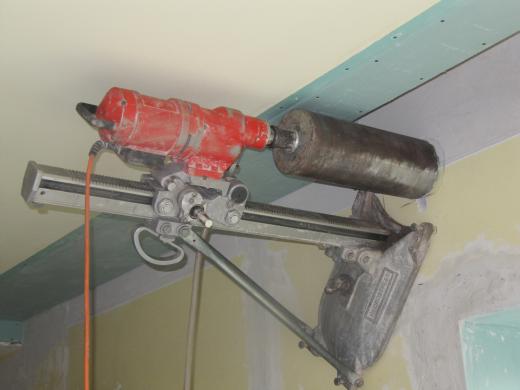 Skylių gręžimas mūre, betone,gelžbetonyje.-4