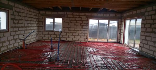 Vidaus remonto darbai - plytelių klijavimas-6