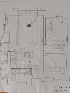 Parduodamas 78,71 kv.m. Trijų kambarių Butas miesto centre Gegužės g.-3
