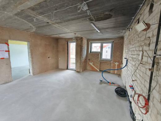 Parduodamas 78,71 kv.m. Trijų kambarių Butas miesto centre Gegužės g.-6