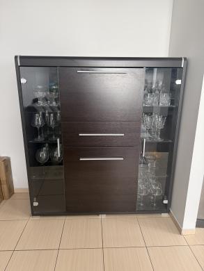 Indauja su vitrina-0