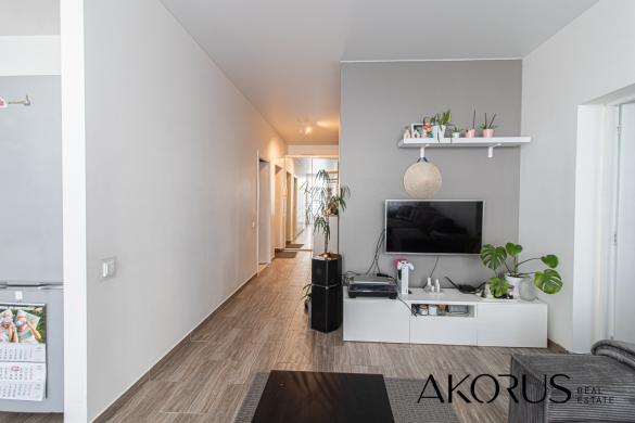 gerasbutas.lt - butas su terasa ir sklypo dalimi-1