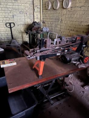 Parduodama bankrutuojančios įmonės metalo apdirbimo įranga-6