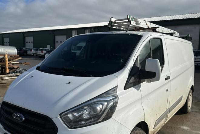 FORD TRANSIT CUSTOM-0