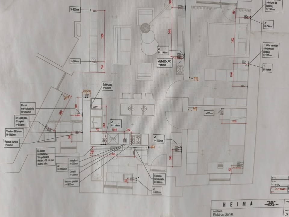 Parduodamas 78,71 kv.m. Trijų kambarių Butas miesto centre Gegužės g.-0