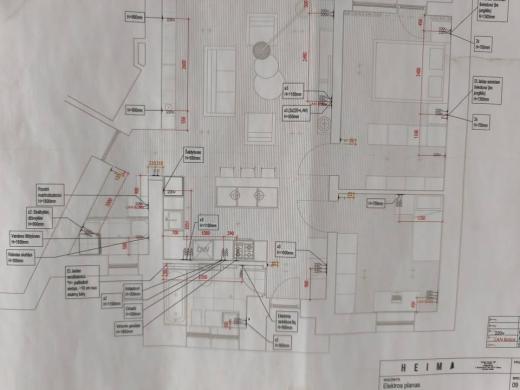 Parduodamas 78,71 kv.m. Trijų kambarių Butas miesto centre Gegužės g.-0