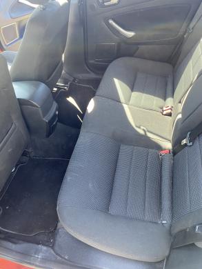 Ford Mondeo-4