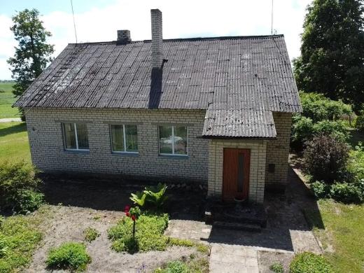 NAMAS RADVILIŠKIO R. BEINORIŠKYJE-1