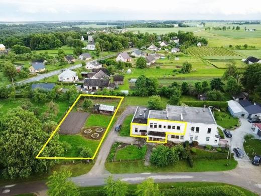 PARDUODAMI PER DU AUKŠTUS BESIRIBOJANTYS BUTAI KĖDAINIŲ R. SAV., SURVILIŠKYJE, BALIŠKIŲ G. 16-0