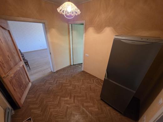 PARDUODAMI PER DU AUKŠTUS BESIRIBOJANTYS BUTAI KĖDAINIŲ R. SAV., SURVILIŠKYJE, BALIŠKIŲ G. 16-4