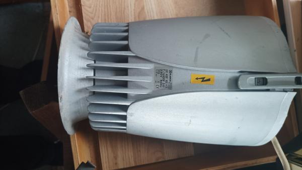 Parduodu pramoniniai šviestuvai Glamox I50 10 vnt.galingų, profesionalių pramoninių šviestuvų 400W, E40 lizdas)-1
