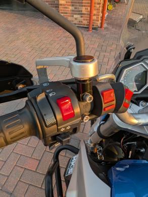 Junak Rx One 125 CBS 2022-3