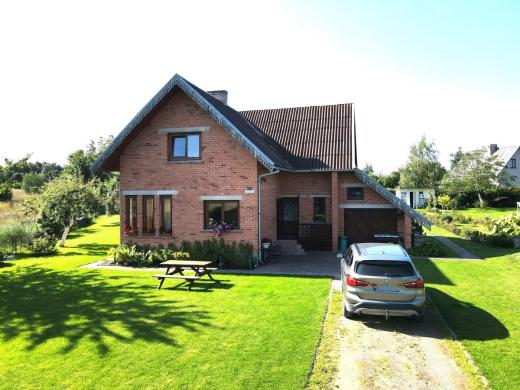 Parduodamas išskirtinėje vietoje šalia Šiaulių jūros labai gražus mūrinis sodo namelis-0