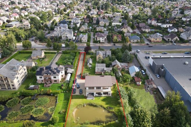 Parduodamas naujos statybos gyvenamasis namas su tvenkiniu-0