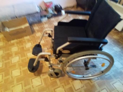 Parduodu neigaliojo vežimėlį-1