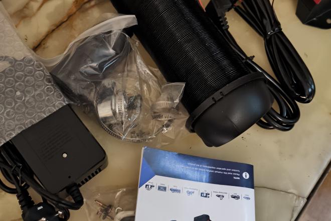 DYZELINIS ORO ŠILDYTUVAS 8 kW – 12/24V/220V SU ADAPTERIU-0