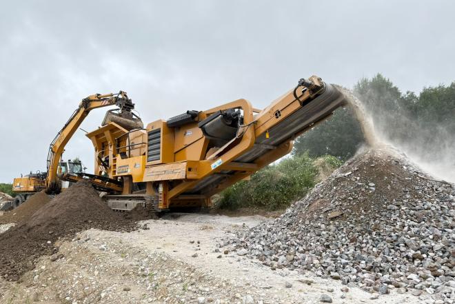 Akmenskaldžių nuoma – betono, plytų ir akmenų smulkinimas-0