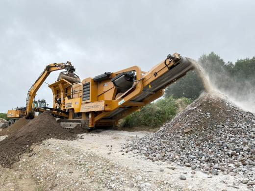 Akmenskaldžių nuoma – betono, plytų ir akmenų smulkinimas-0