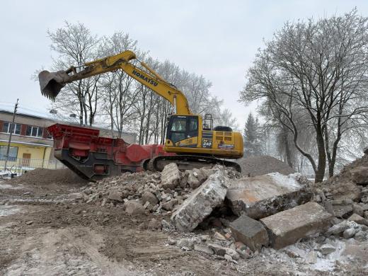 Akmenskaldžių nuoma – betono, plytų ir akmenų smulkinimas-3