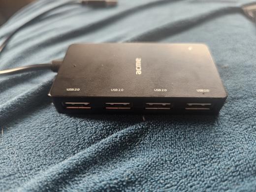 Usb skirstytuvas-1