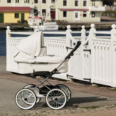 EmmalJunga Mondial De Luxe - Classic White Leatherette Pram Package-2