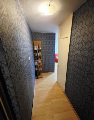 PARDUODAMAS 2 KAMBARIŲ BUTAS KĖDAINIUOSE, ŽEMAITĖS G. 32-1