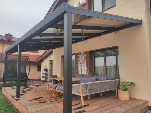 Aliuminio stoginės Verandų stiklinimas Stogeliai-4