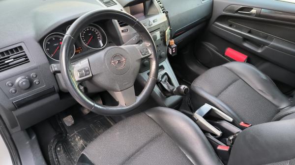Parduodu Opel Zafira 1.9 cdti-2