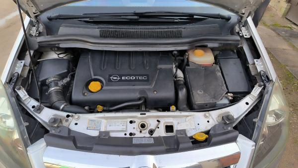 Parduodu Opel Zafira 1.9 cdti-4
