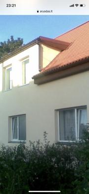 Siūlau Renovuotame 2A. Mūriniame Name Namo Dalį Su Palėpe, Ūkiniu, Žeme, Uždaru Kiemu Klaipėdos M. Centre Šiaurinėje Dalyje-0