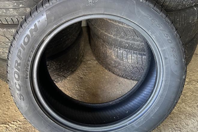 Žieminės padangos Pirelli Scorpion Winter 265/50 R20.-0