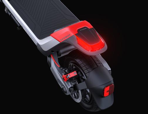 Elektrinis paspirtukas Segway KickScooter P100-4