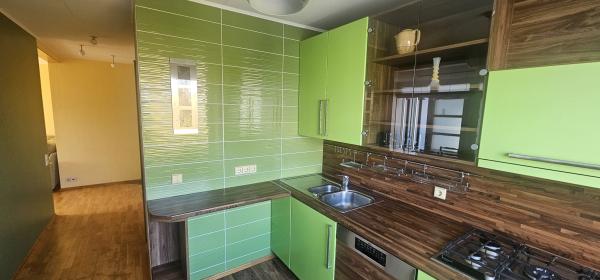 IŠNUOMOJAMAS STILINGAI PERPLANUOTAS 3 KAMBARIŲ BUTAS LYROS G. 8, ŠIAULIUOSE-5